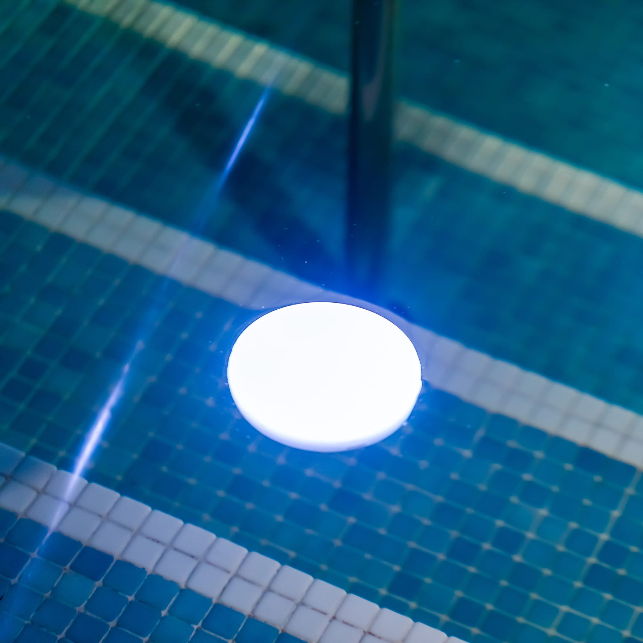 Upgrade your pool with the Papaya 12: wireless, waterproof, submersible, and features a remote for colorful, long-lasting illumination.
