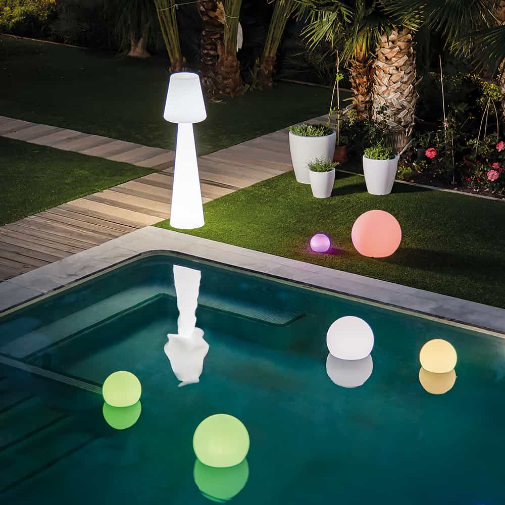 Experience the charm of Lola 165 by Newgarden, a weather-resistant floor luminaire for vibrant indoor and outdoor illumination.