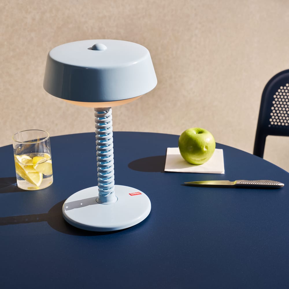 Bellboy: The touch-activated lamp from Fatboy. Durable aluminum design for any setting.